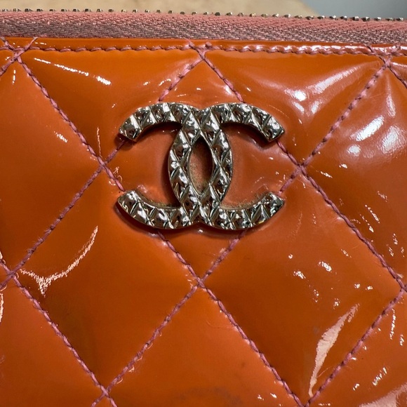 Chanel Quilted Wallet - Rust - Picture 7 of 8